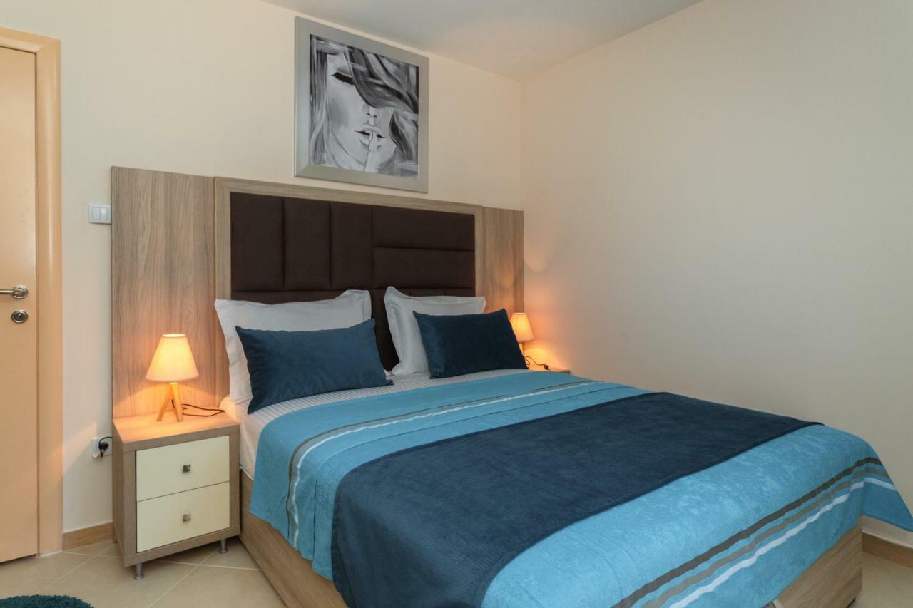 Apartmani Tref Petrovac Exterior foto